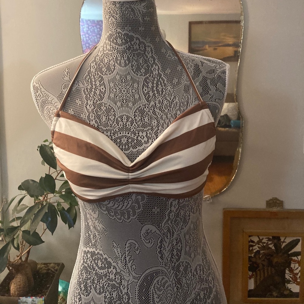 VS bikini top